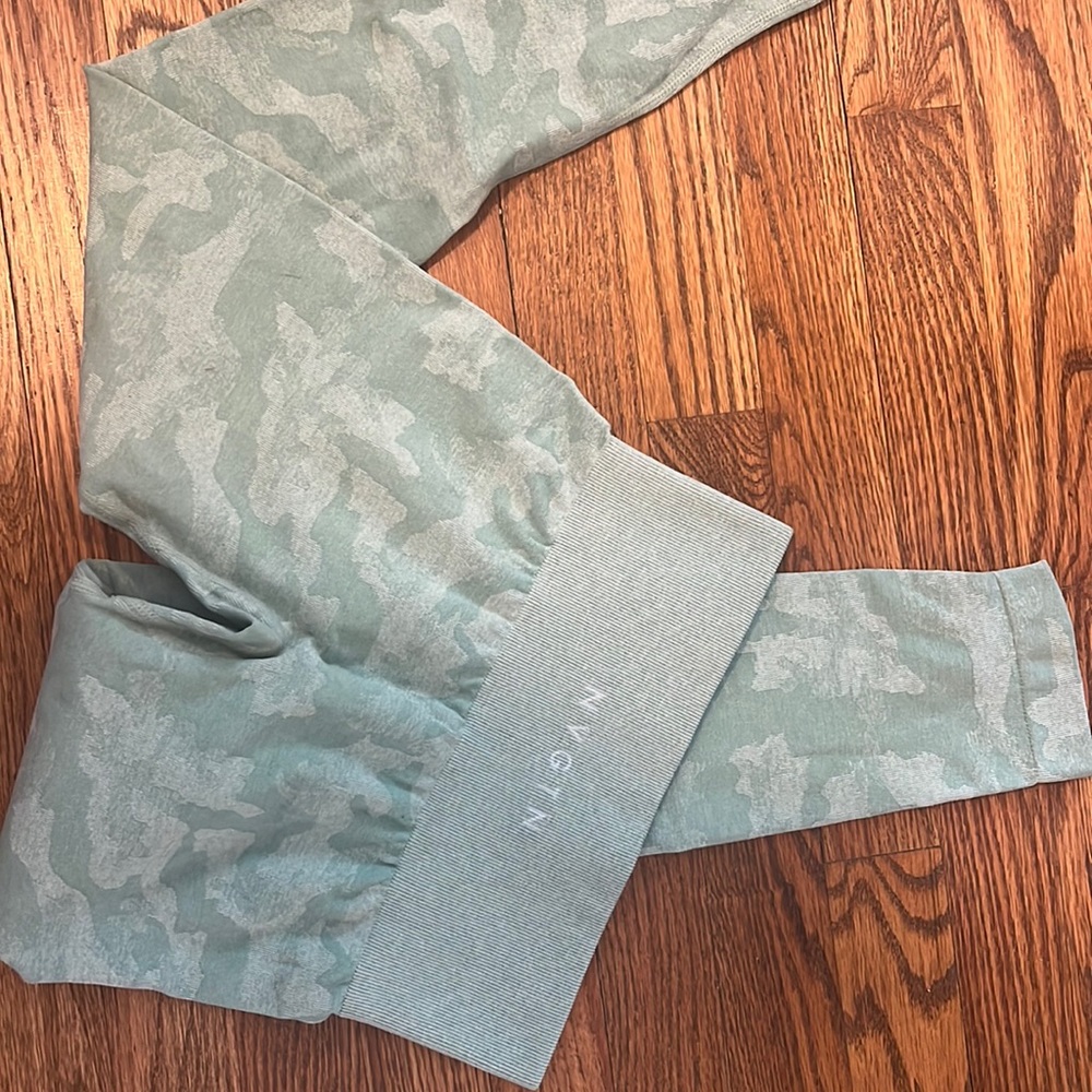 NVGTN Green Camo Seamless Leggings